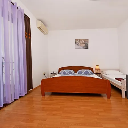 Apartment Dulabic *